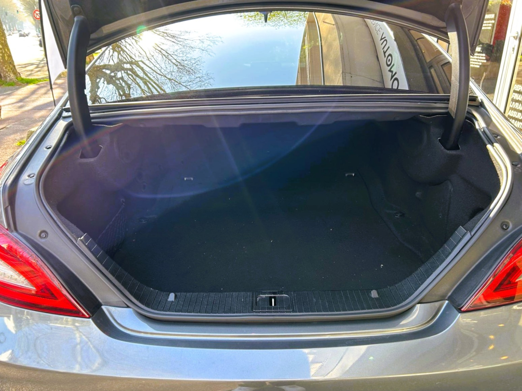 Mercedes CLS — 27
