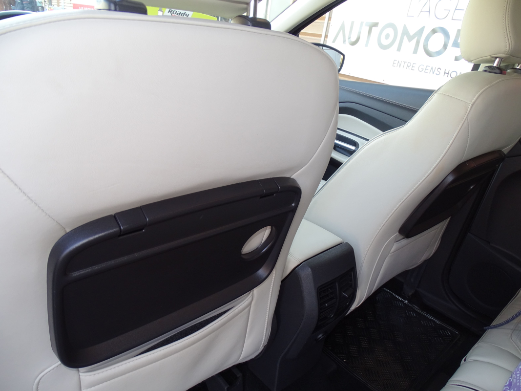 Ford Kuga — 26
