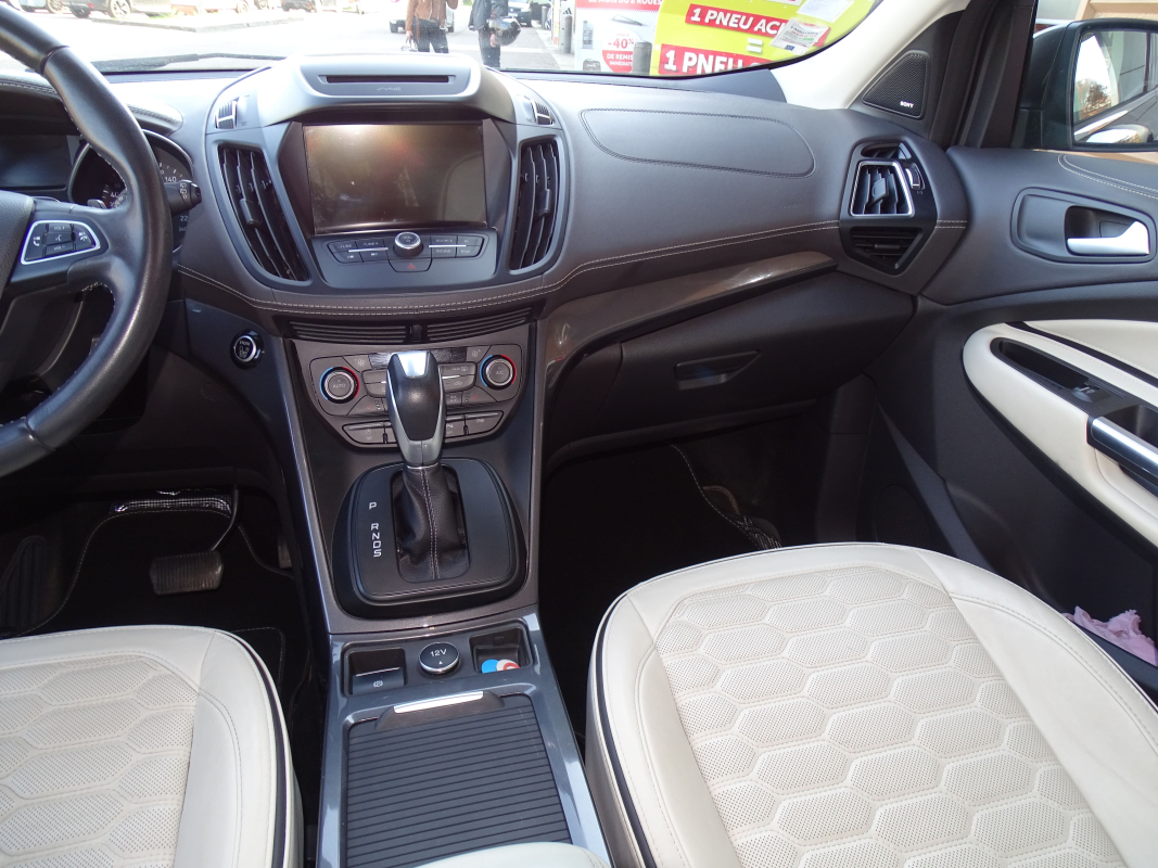 Ford Kuga — 22