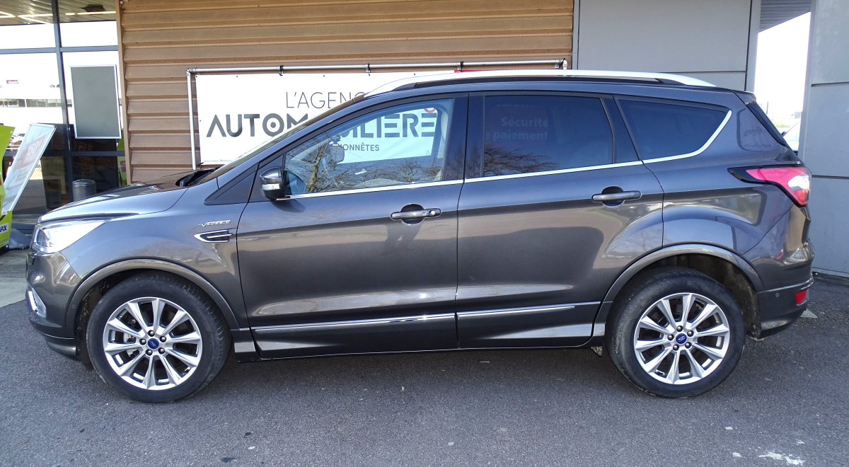 Ford Kuga — 10