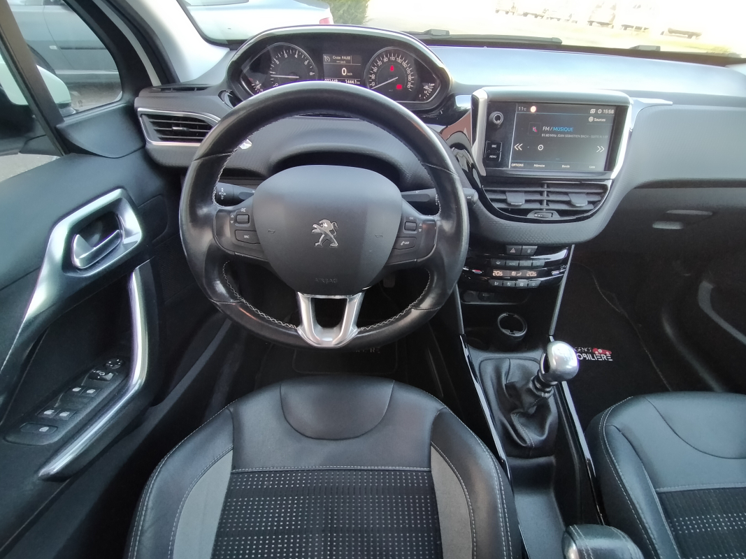 Peugeot 2008 — 10