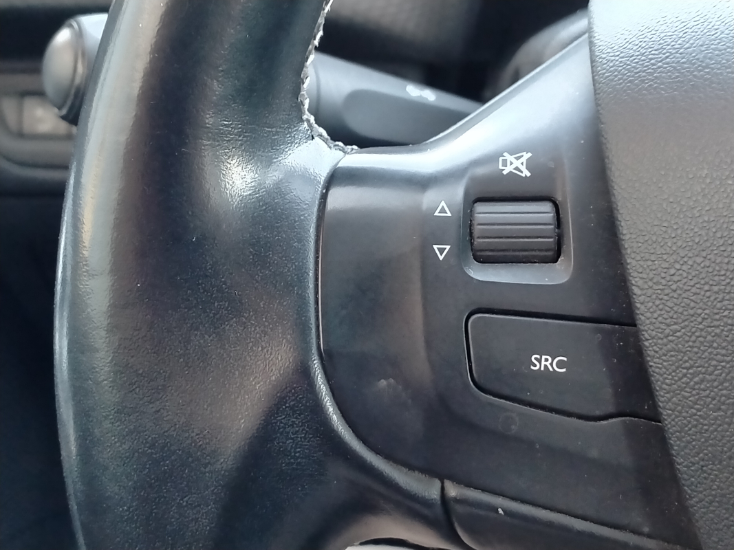 Peugeot 2008 — 13