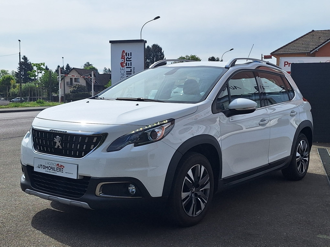 Peugeot 2008 — 3