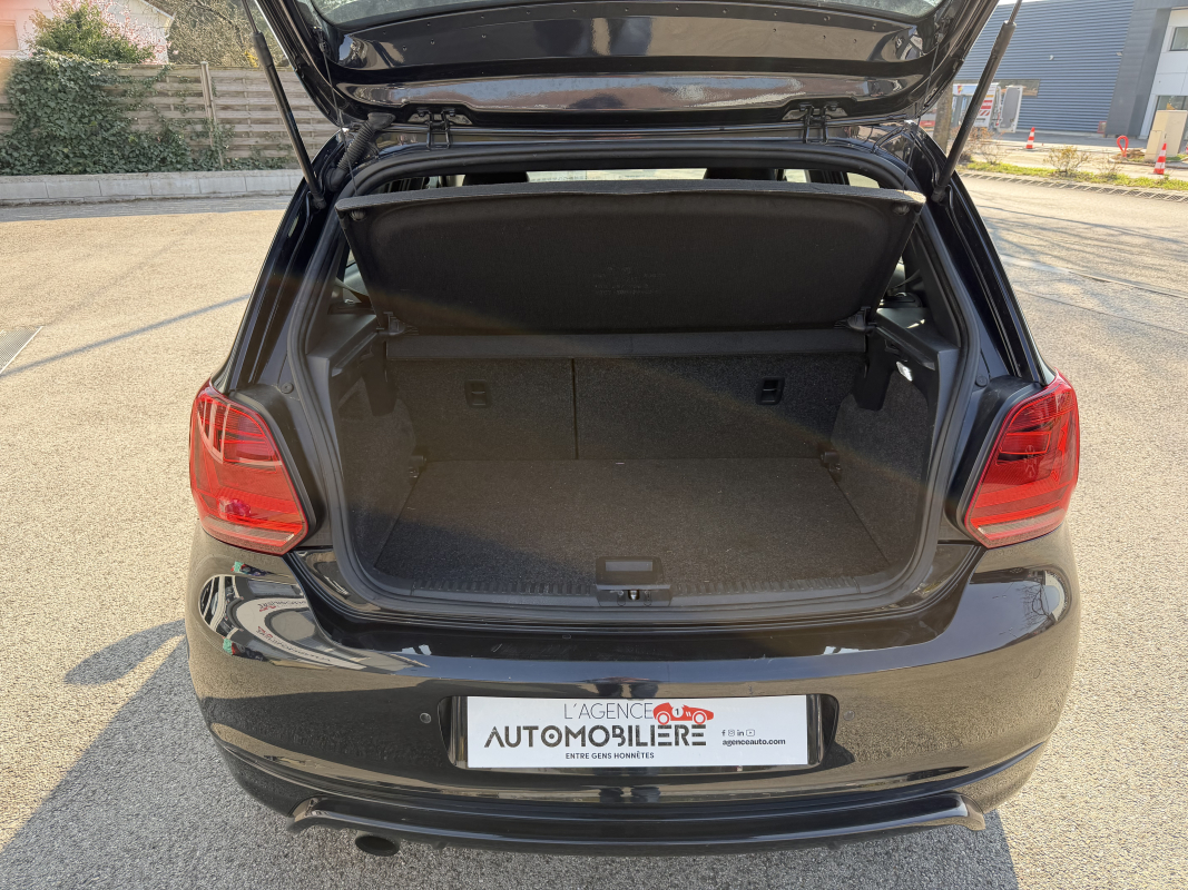 Volkswagen Polo — 28
