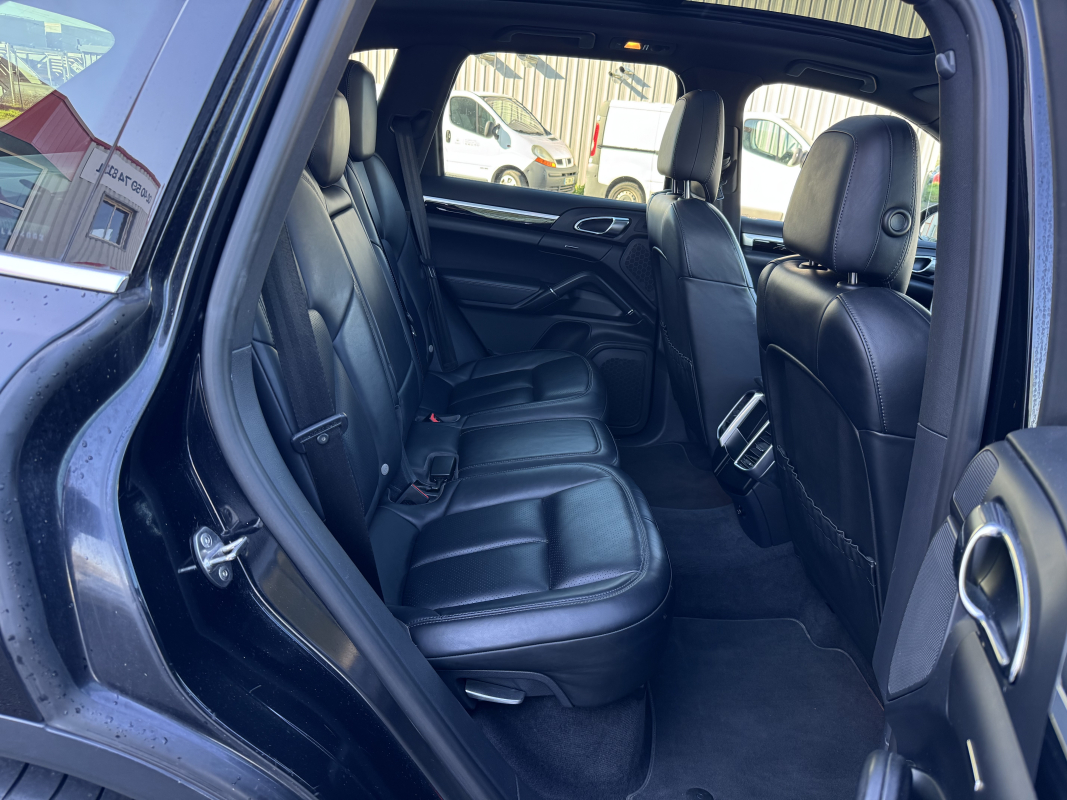 Porsche Cayenne — 29
