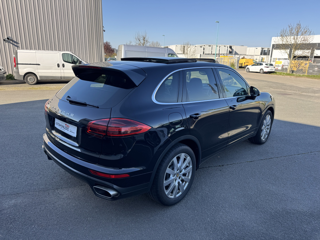 Porsche Cayenne — 5