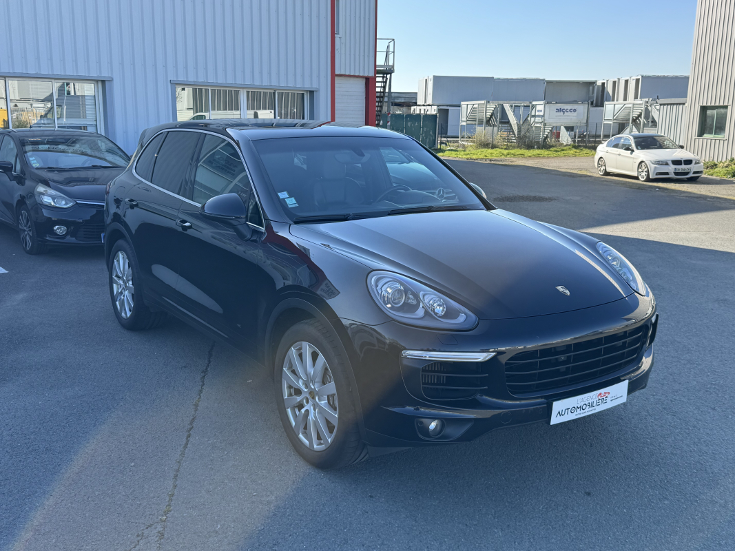 Porsche Cayenne — 3