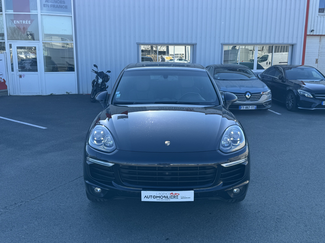 Porsche Cayenne — 2