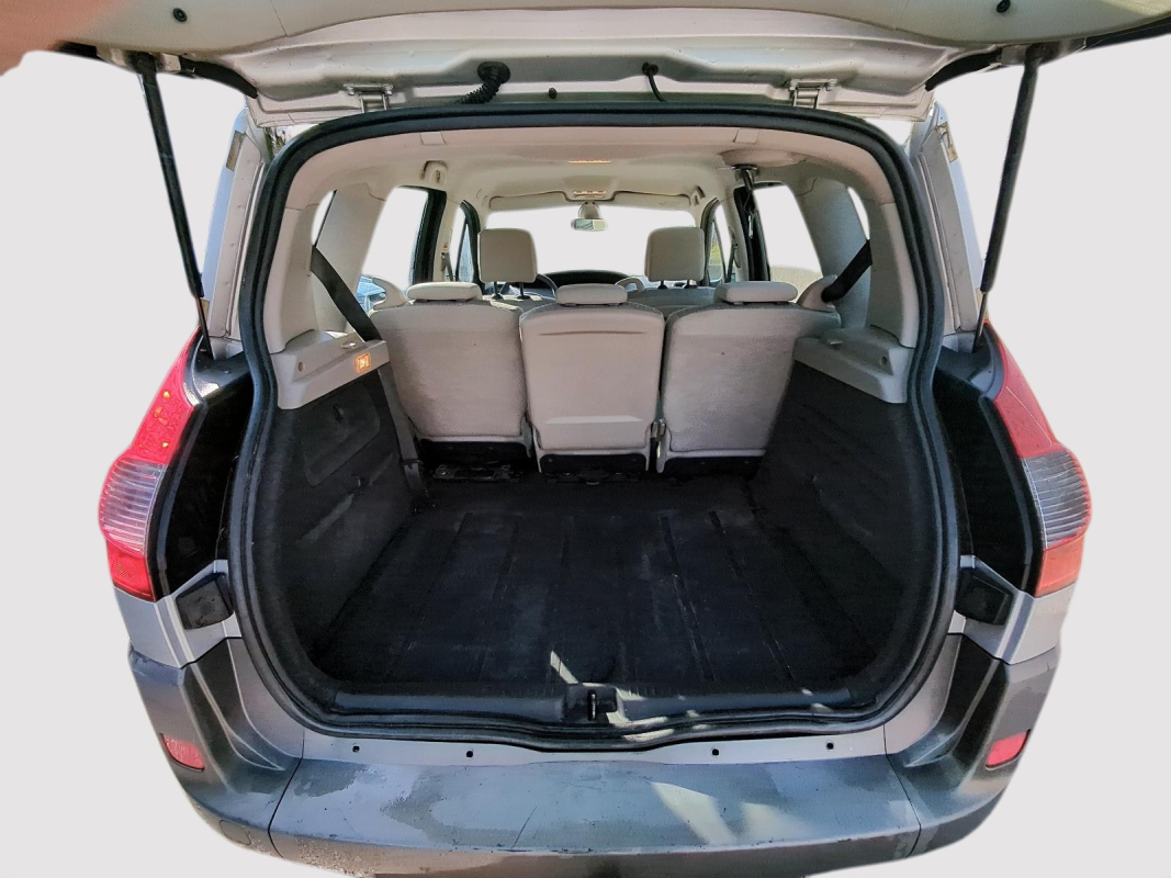 Renault Scenic — 8