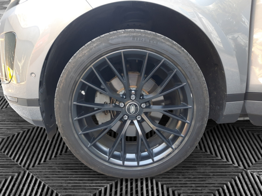 Land Rover Range Rover Evoque — 28