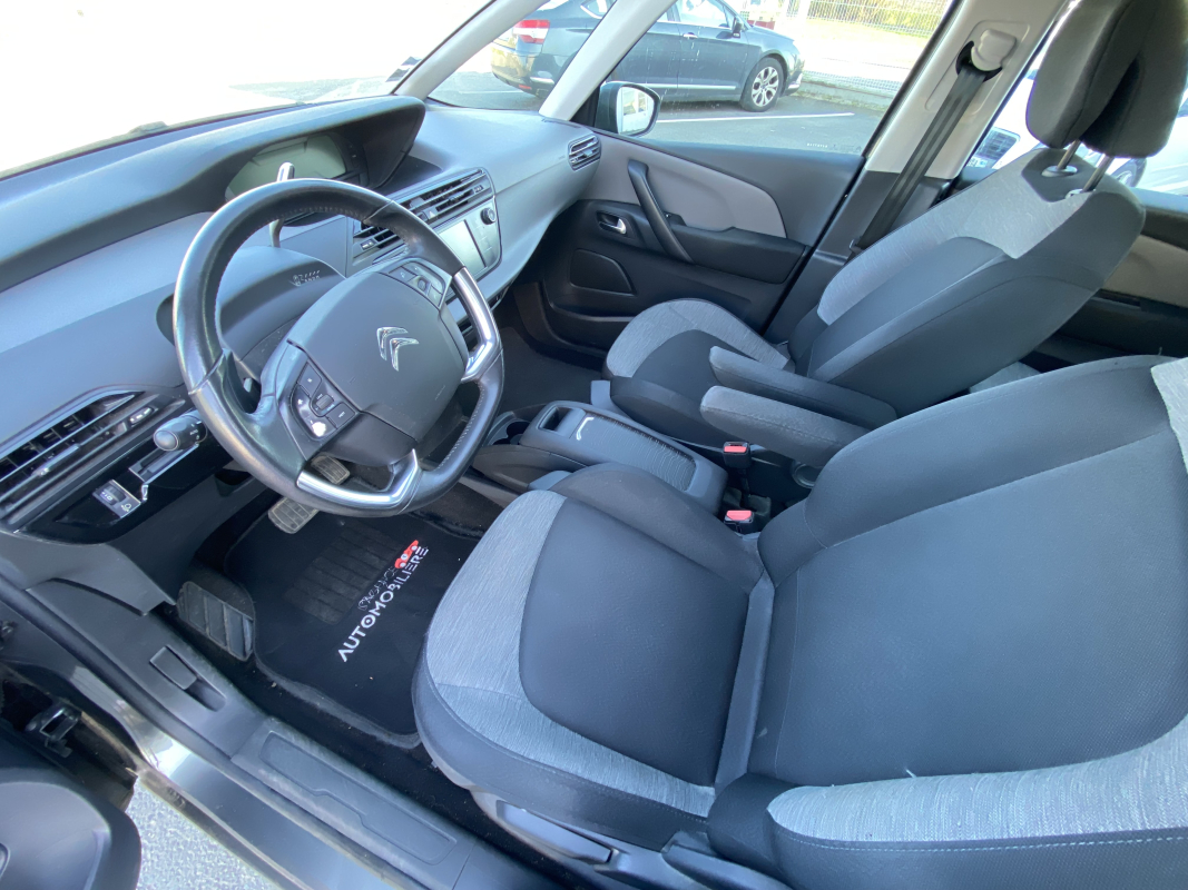 Citroen Grand C4 Picasso — 10