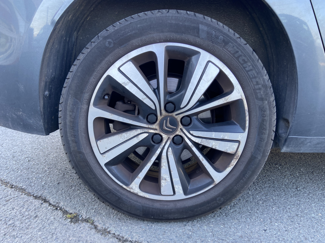 Citroen Grand C4 Picasso — 33