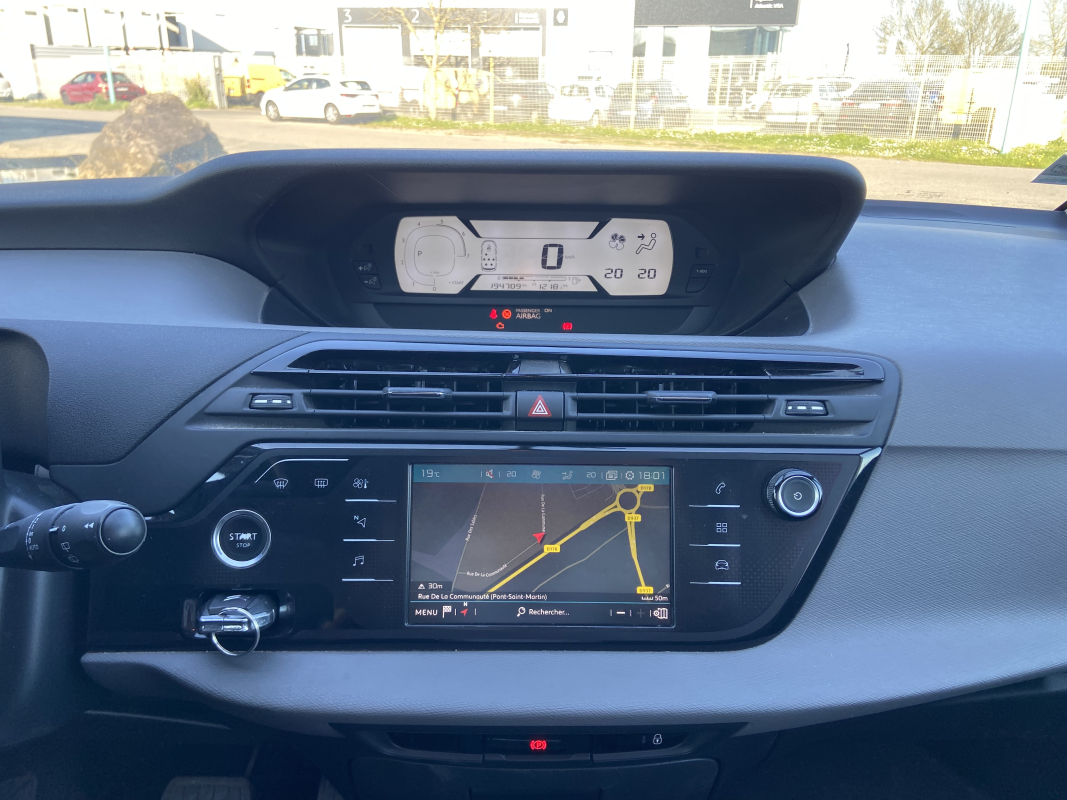 Citroen Grand C4 Picasso — 24