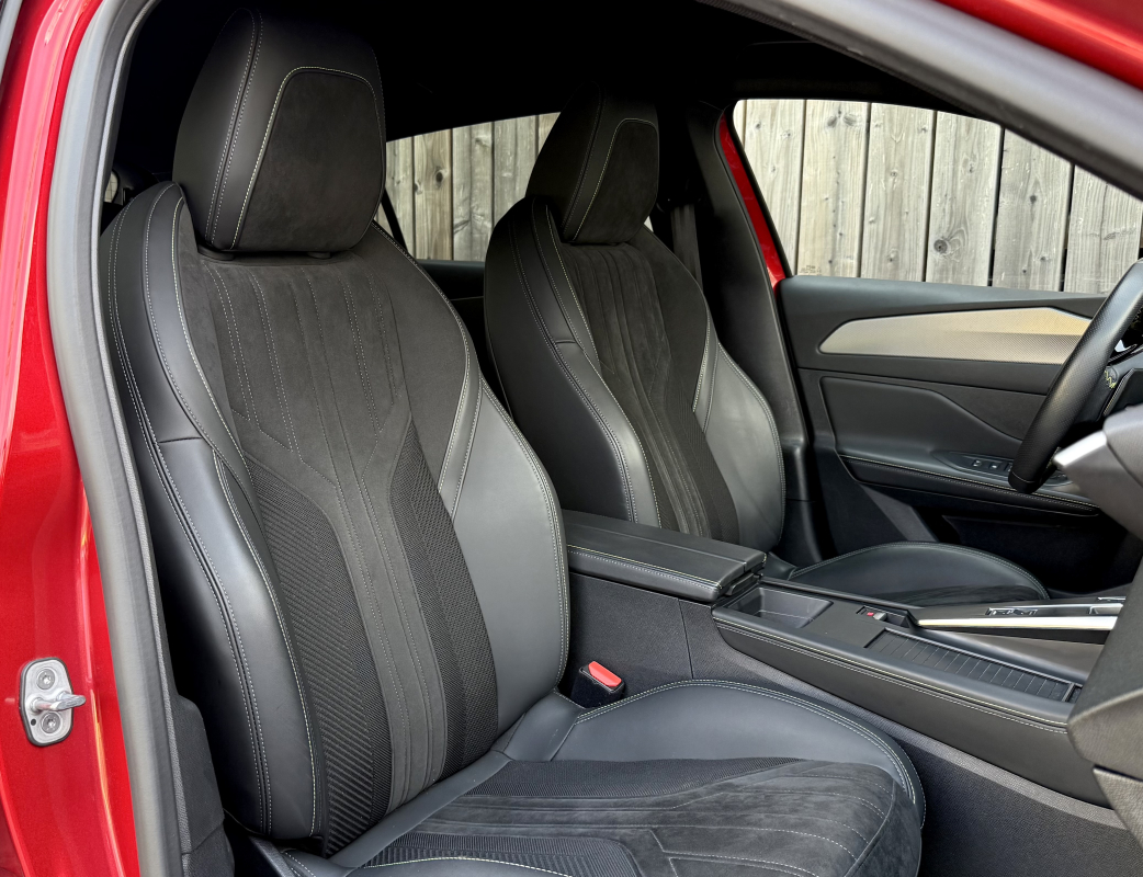 Peugeot 308 — 7