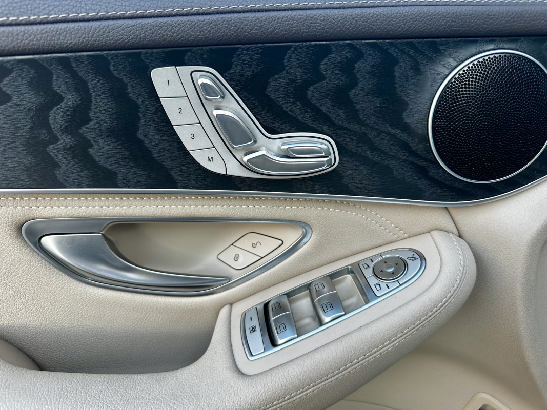 Mercedes Classe GLC — 23