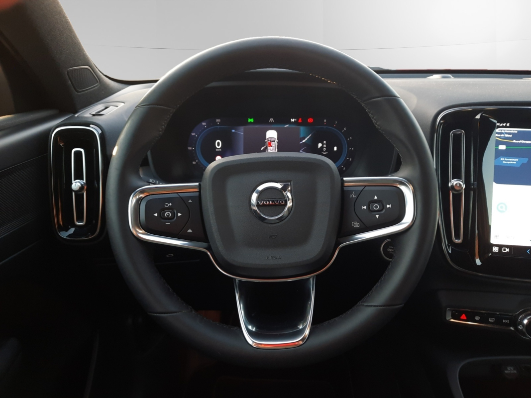 Volvo XC40 — 10