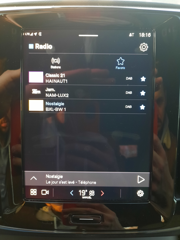 Volvo XC40 — 16
