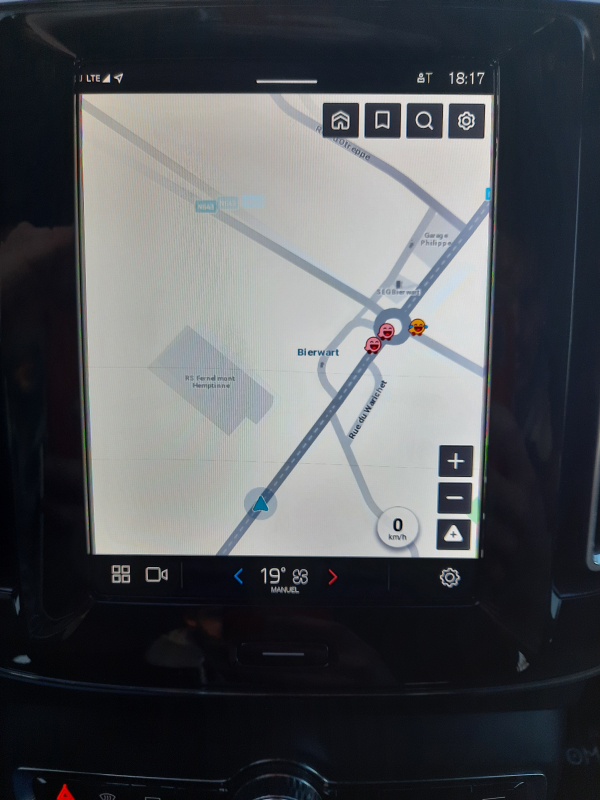Volvo XC40 — 17