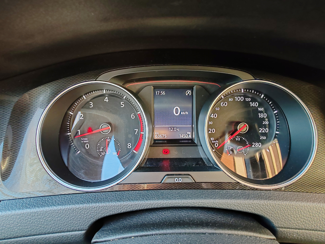 Volkswagen Golf — 22
