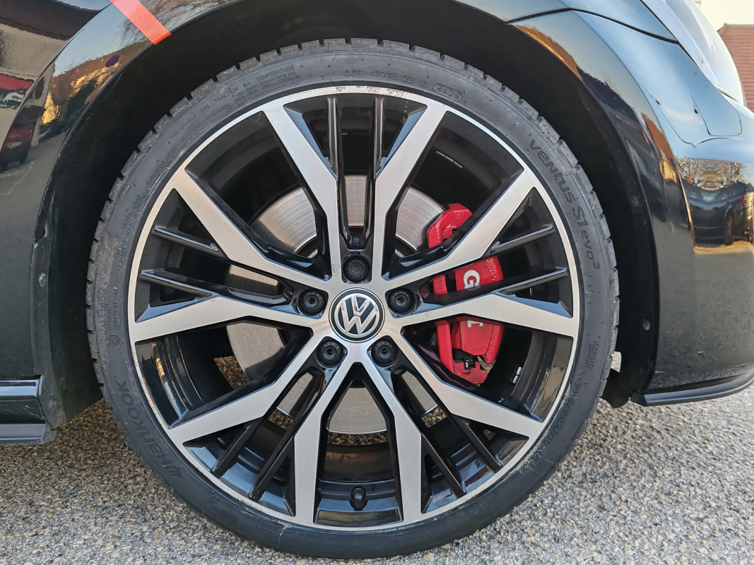 Volkswagen Golf — 27