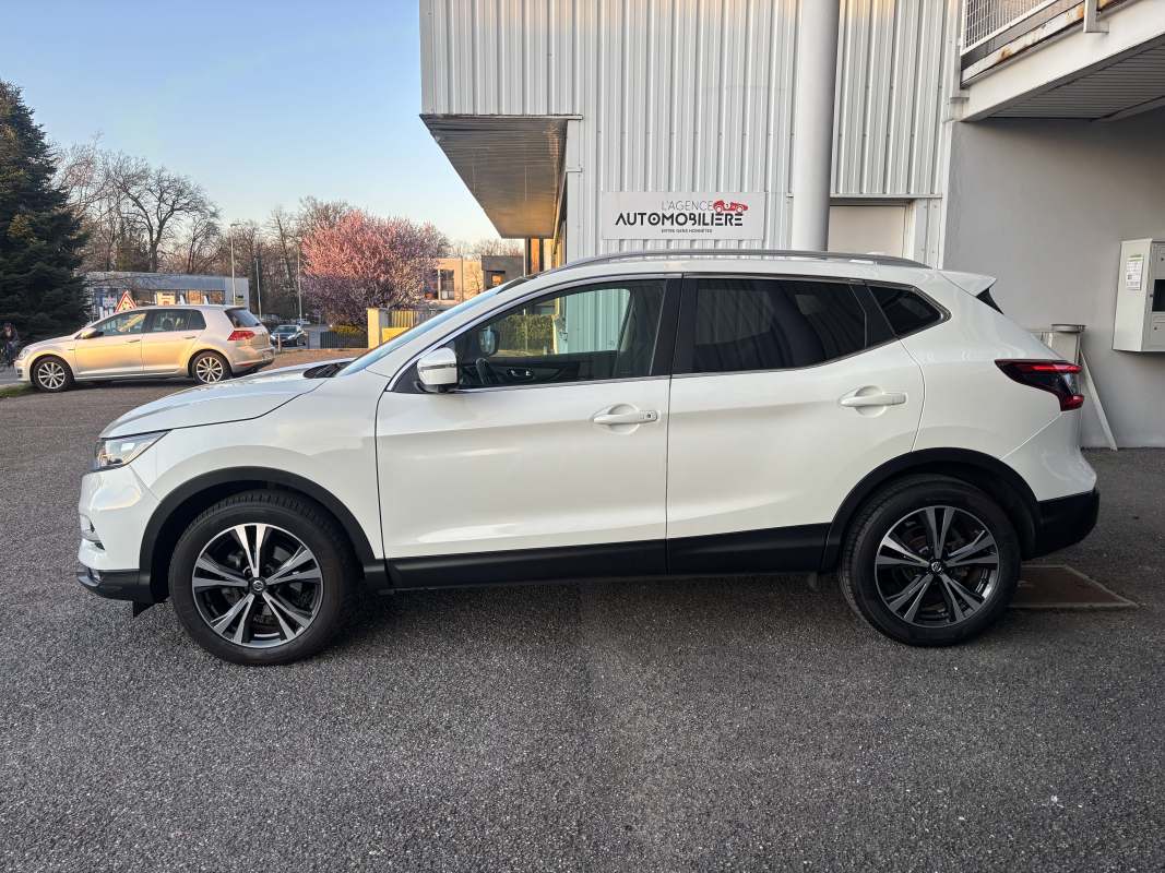 Nissan Qashqai — 4