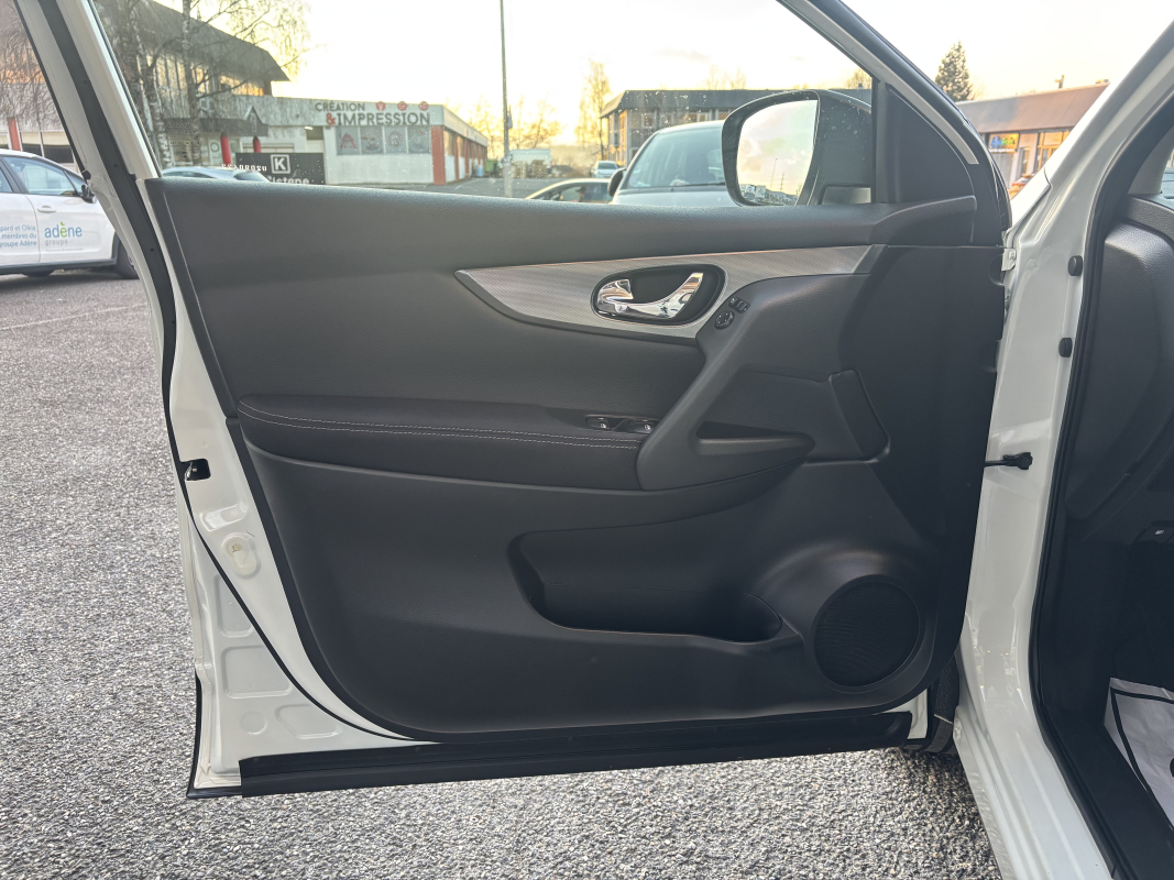 Nissan Qashqai — 18