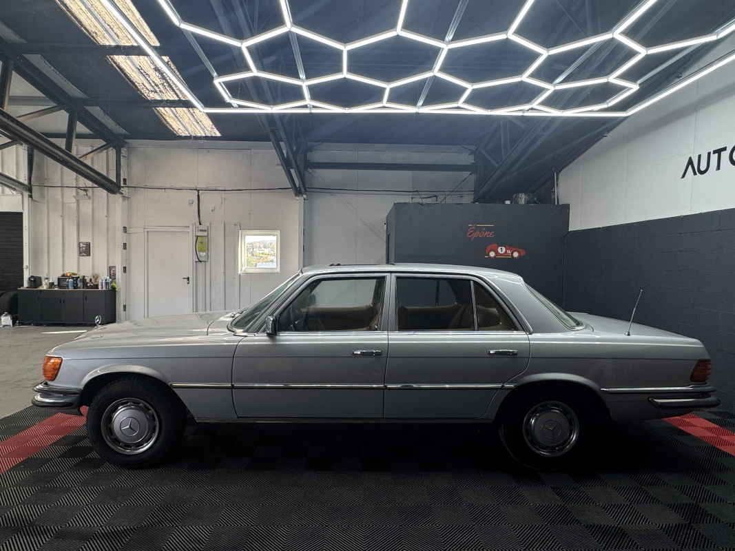 Mercedes 280 — 8