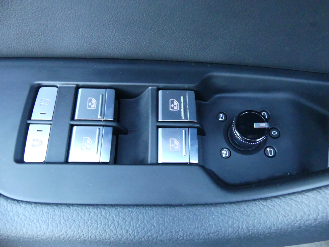Audi A6 Avant — 24