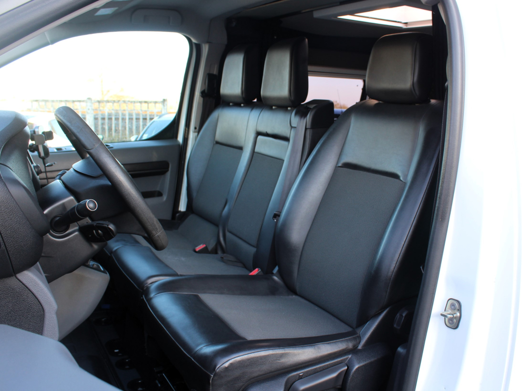Citroen Jumpy — 12