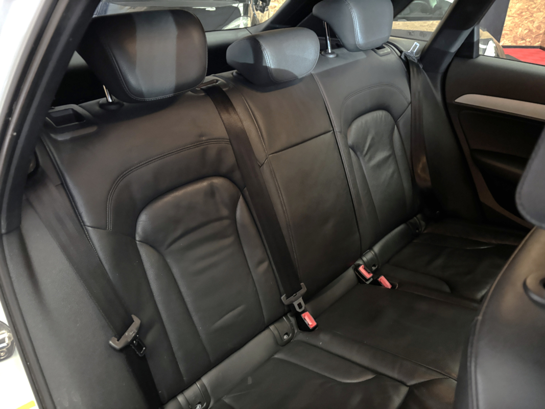 Audi Q3 — 10