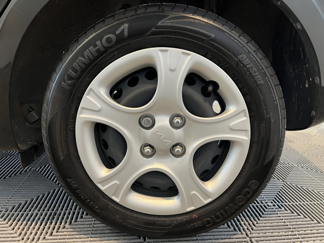 Kia Picanto — 14