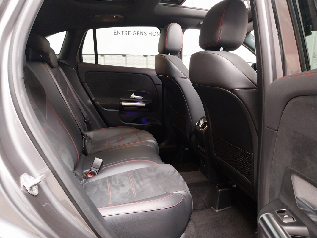 Mercedes Classe GLA — 13