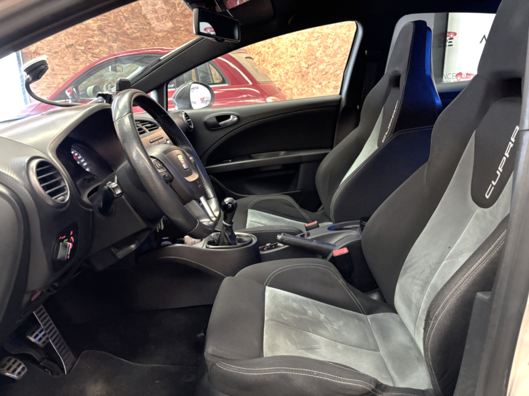 Seat Leon — 14