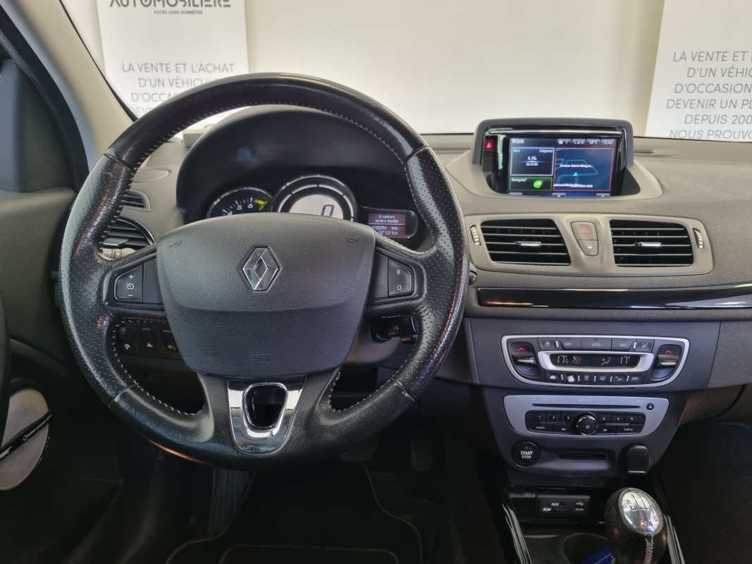 Renault RENAULT MEGANE III — 24