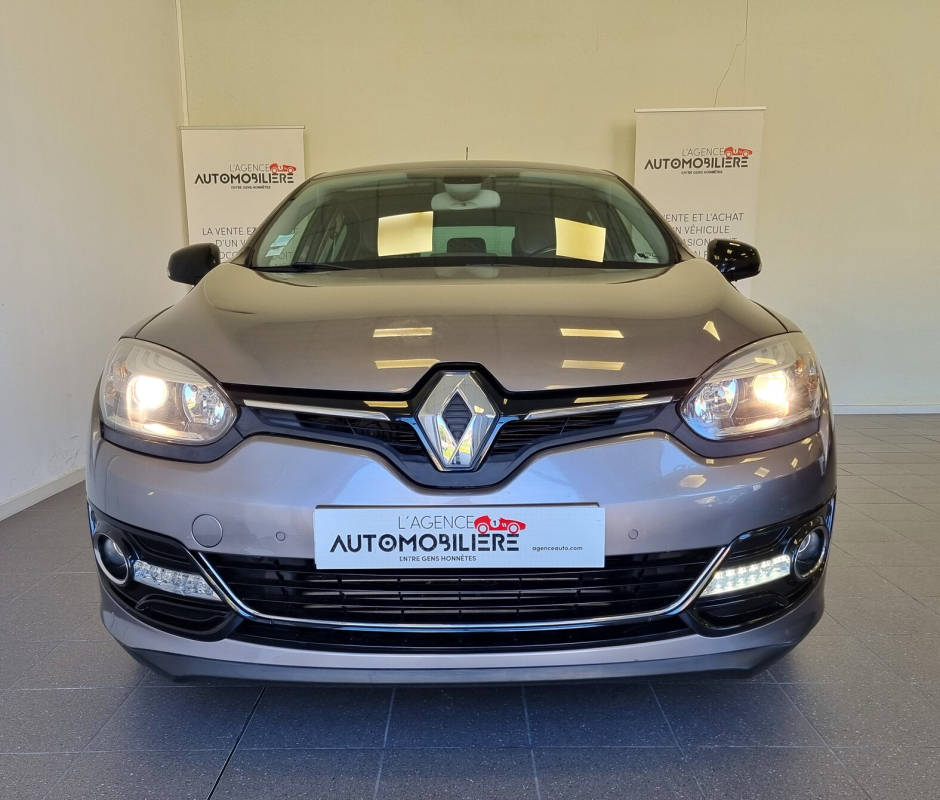 Renault RENAULT MEGANE III — 9