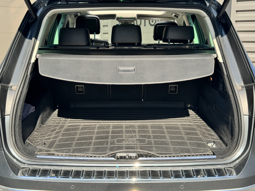 Volkswagen Touareg — 34