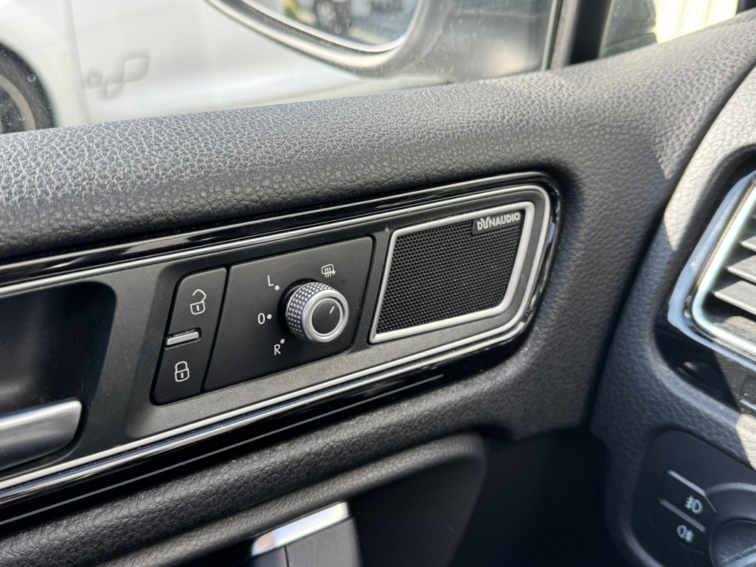 Volkswagen Touareg — 26