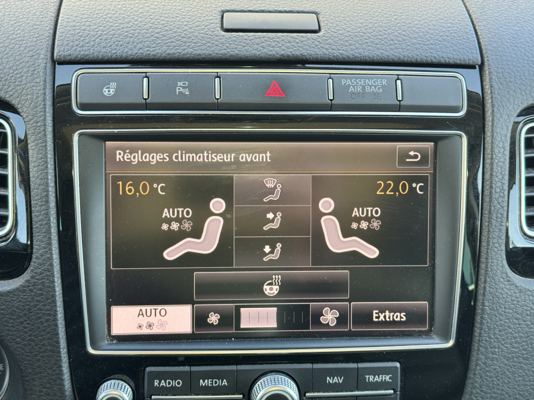 Volkswagen Touareg — 15