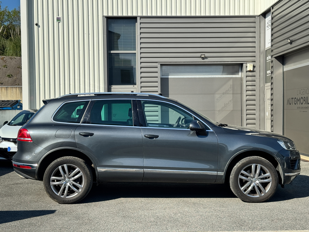Volkswagen Touareg — 4