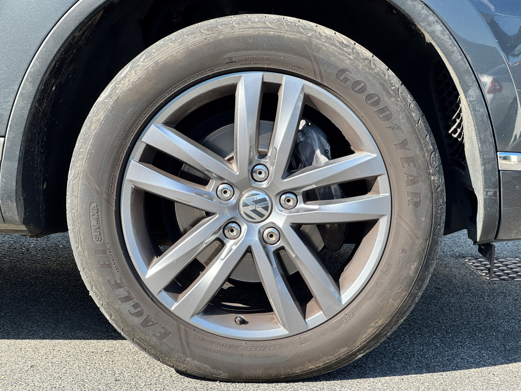 Volkswagen Touareg — 39