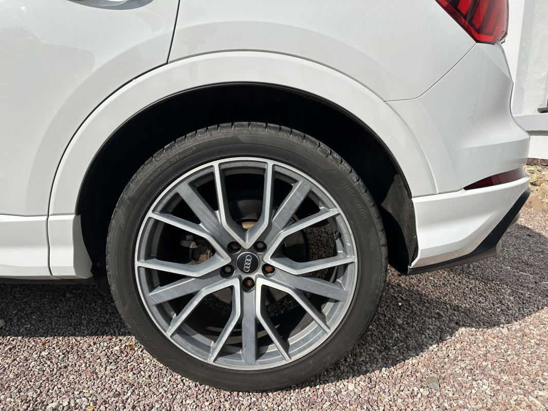 Audi Audi Q3 — 24