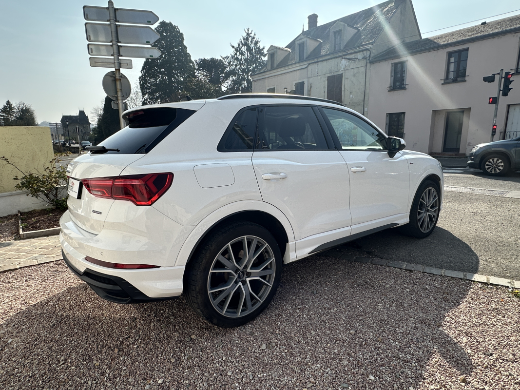 Audi Audi Q3 — 6
