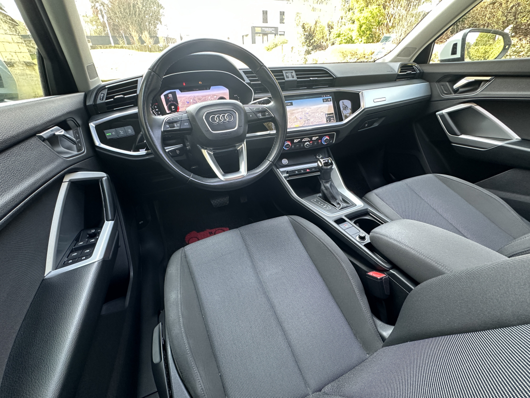 Audi Audi Q3 — 8