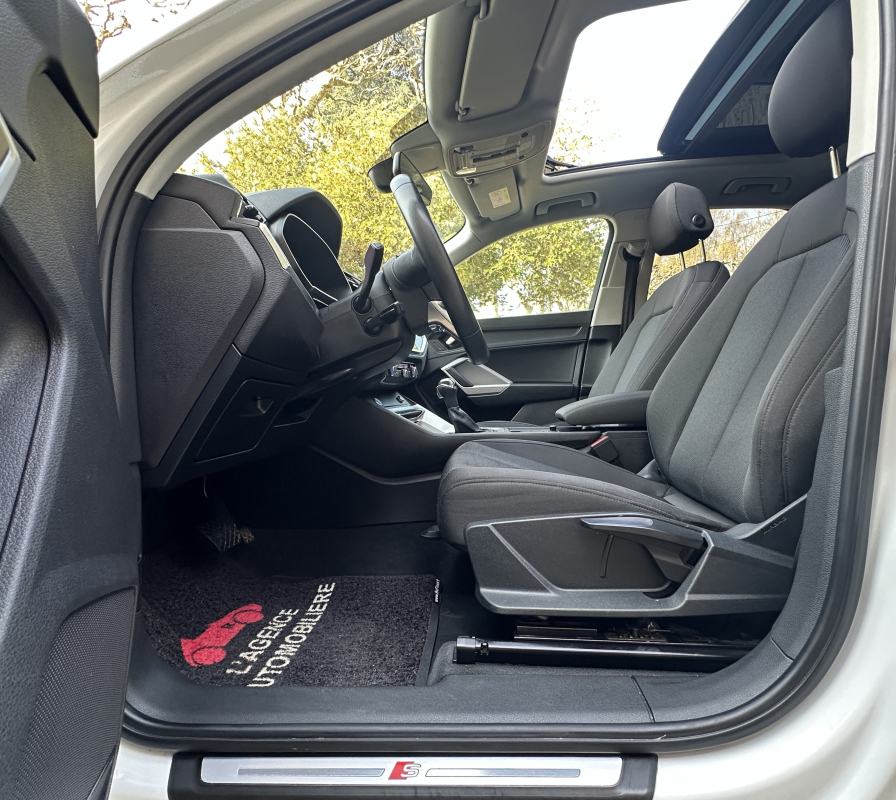 Audi Audi Q3 — 9