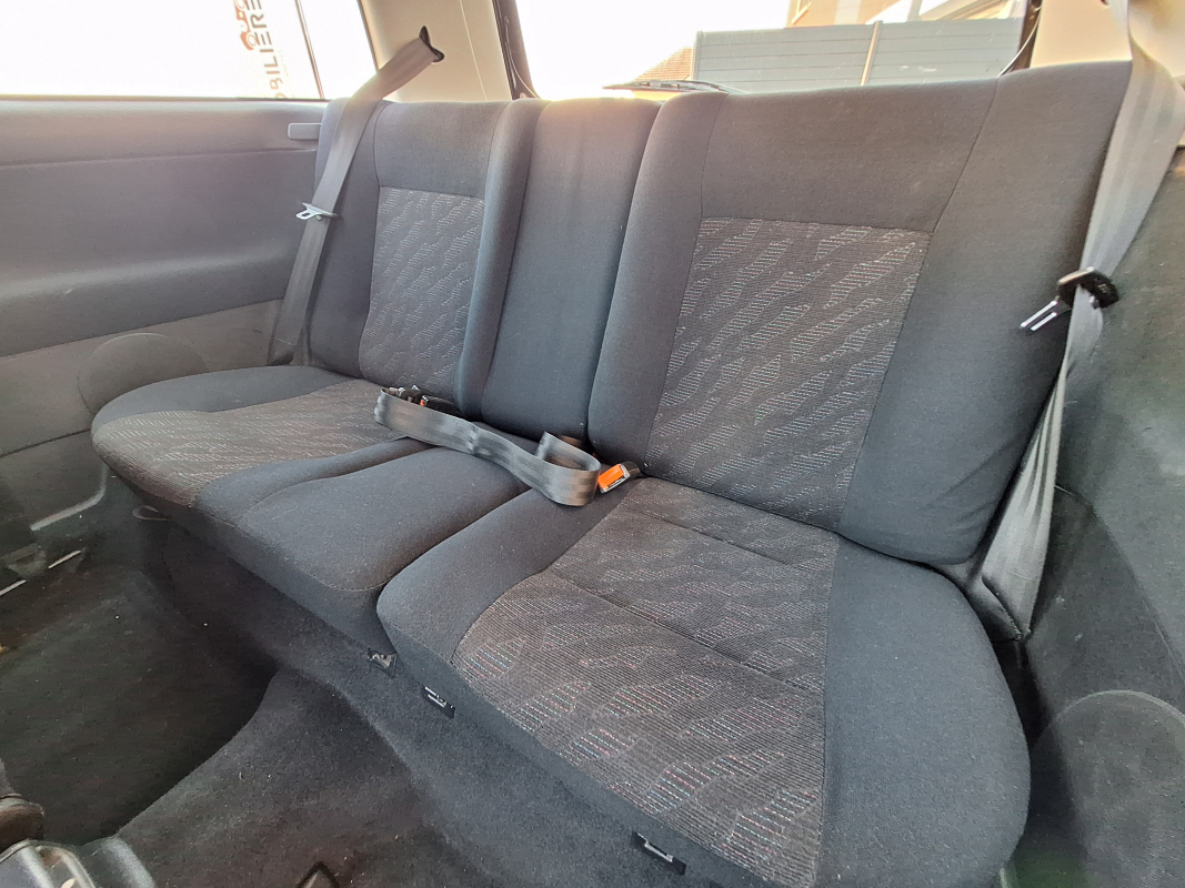 Volkswagen Golf — 13