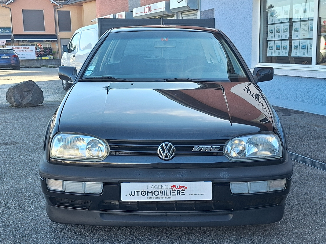 Volkswagen Golf — 2