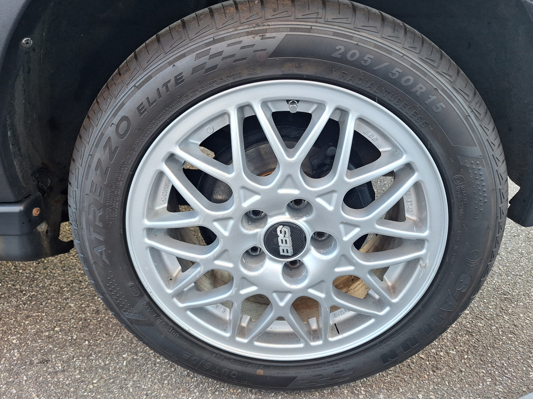 Volkswagen Golf — 28