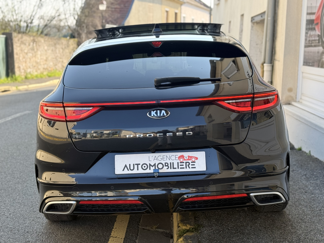 Kia ProCeed — 4
