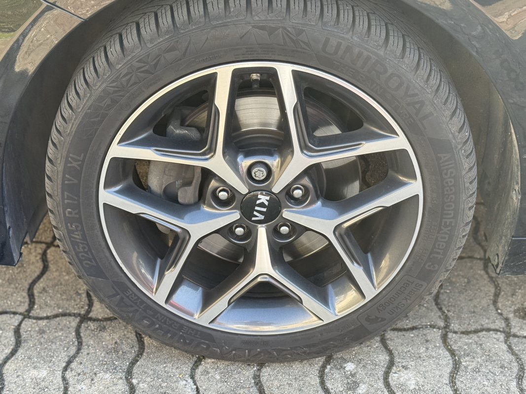 Kia ProCeed — 24