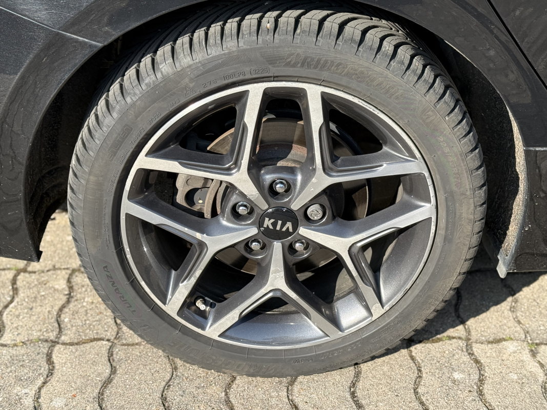 Kia ProCeed — 25